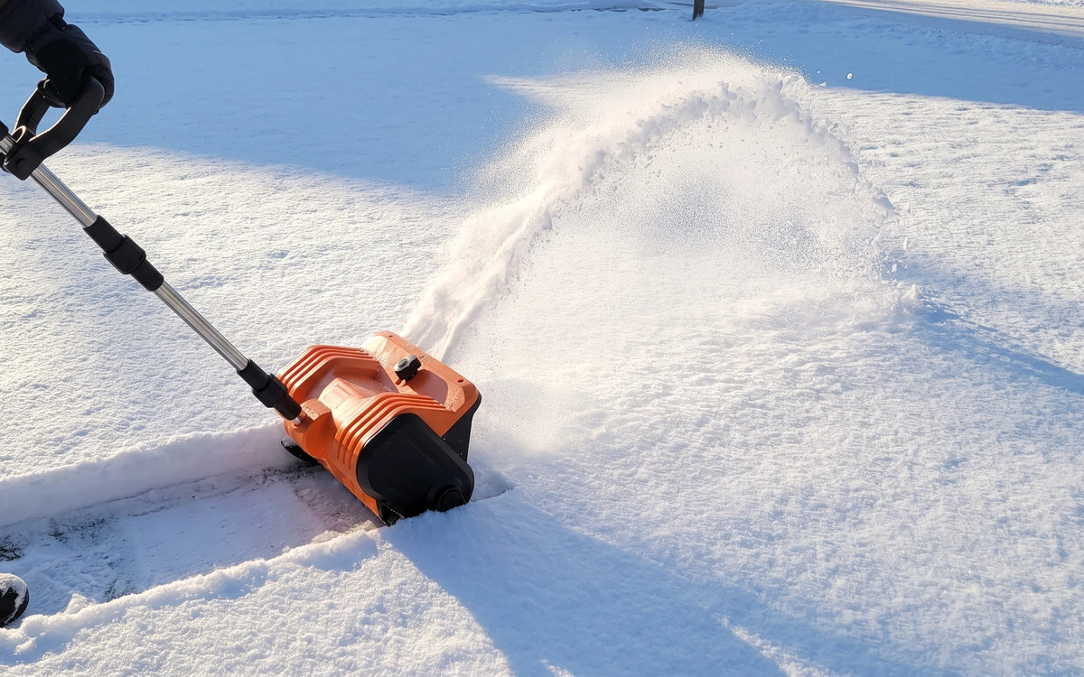 Aim the snow.